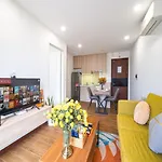 Luxe Paradise Residence Truc Bach