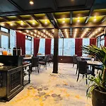 Hotel Du Monde Classic
