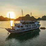 Quiri Hostel Hanoi