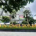 Vincom Plaza Vinhomes Sky Lake Pham Hung My Dinh