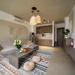 Luxe Paradise Residence 80 Tu Hoa