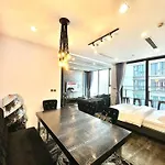 Top Luxury Apt In Vinhomes Metropolis
