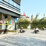 Top Luxury Apt In Vinhomes Metropolis