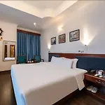 A25 Hotel - 221 Bach Mai
