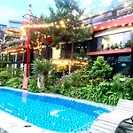 Bách Xanh House. Nhà Gác Lửng