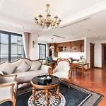 Luxe Paradise Suite Hotel Trich Sai