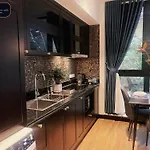 High-Ser Apartment -2Br - Niceview - Parking - Spacious - In Center