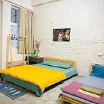 May\'S House