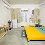 May\'S House