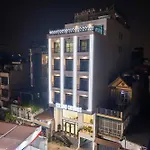 22Land Cosmos Hotel