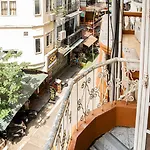 Group Nest Hotel
