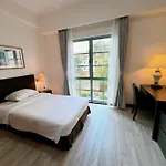 Diamond Westlake Suites