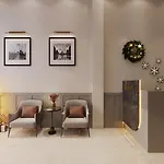 Le Petit Hotel & Travel