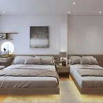 Le Petit Hotel & Travel