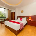 OYO 387 Bach Duong Hotel
