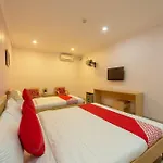 Capital O 417 Truong Son Hotel
