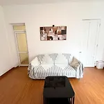 Home4You - Can Ho 1 Ngu Tai Ba Dinh Voi Ban Cong Cuc Chill
