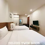 Paragon Noi Bai Hotel & Pool