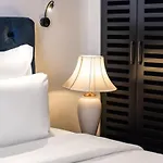 Flower Hotel