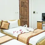 Oyo 1143 Thu Giang Hotel