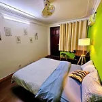 Rainbow Homestay - No 8 Alley 18B Tong Dan