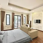 Luli Homestay - 40M Newly Built House, Luxury Location, Quiet Place
