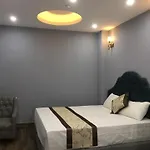 Van Nam Hotel By Onhotelrooms