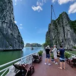 Dragonfly Cruise