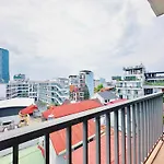 Hanoi Home 4 - Cheap Price 2 Bedroom Apartment Near West Lake