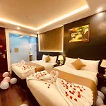 Majestik Hotel
