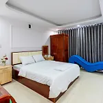 Light Hotel Ha Noi