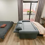 Train Street Lux Homestay