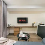Train Street Lux Homestay