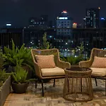 Irest Signature Ba Dinh Lakeside
