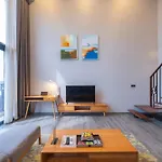 Pentstudio_5Stars_Westlake_Luxury