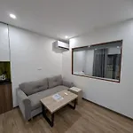 Era Apartment Lac Long Quan
