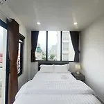 Sweet Central Homestay Ba Dinh
