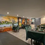 Westlake Pearl Suites & Spa 70 Xuan Dieu - By Pegasy Group