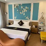One Villa Hotel 5 Ha Noi