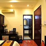 Wild Lotus Hotel - Xuan Dieu