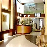 Love Hotel Hoang Mai Hn- By Bay Luxury