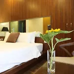Au Viet Hotel