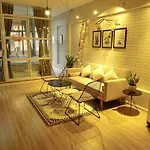 Lagom Homestay - Daydreamer & Night Thinker