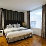 Riverside Boutique Hotel
