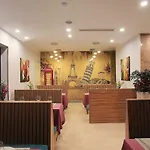 Oriana Hotel