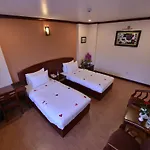 Blue Hanoi Inn Legend Hotel
