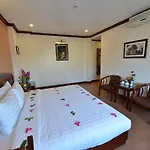 Blue Hanoi Inn Legend Hotel