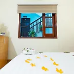 The Queen Hotel & Spa