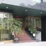 Granda Central Apartment