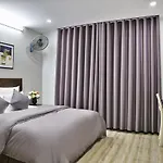 V House 6 Serviced Apartment